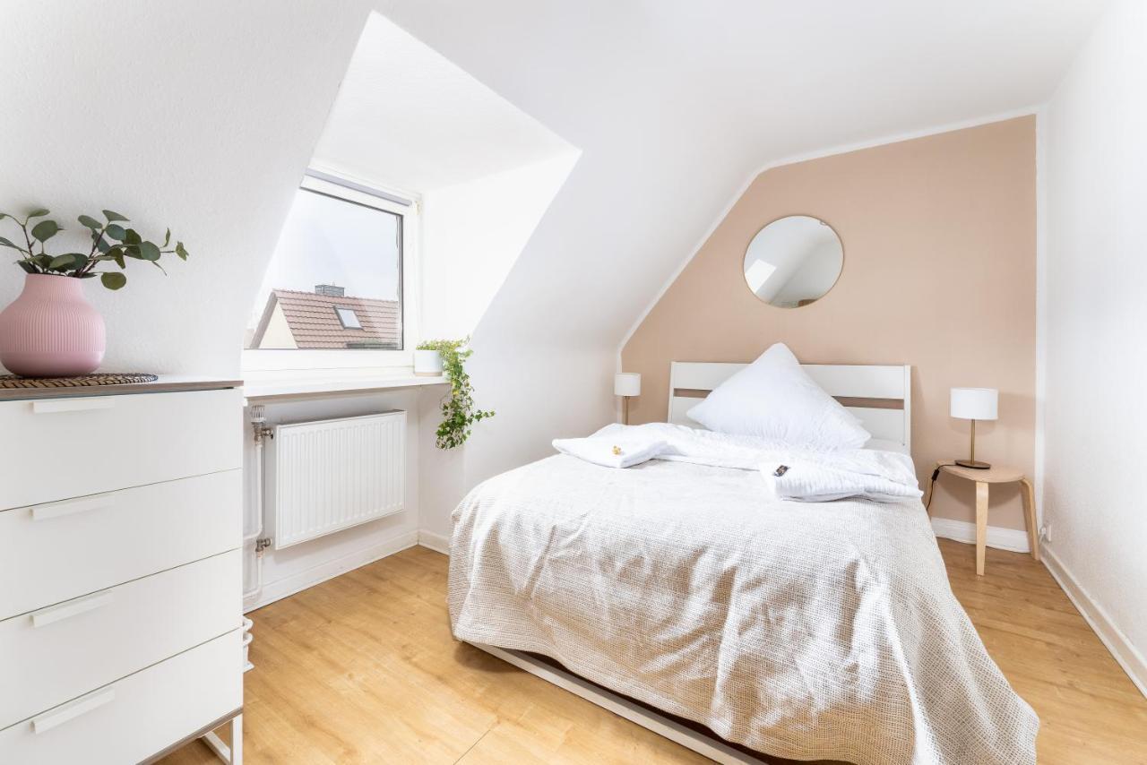 Stay Awesome - Modernes Apartment Am Botanischen Garten Kassel Bagian luar foto